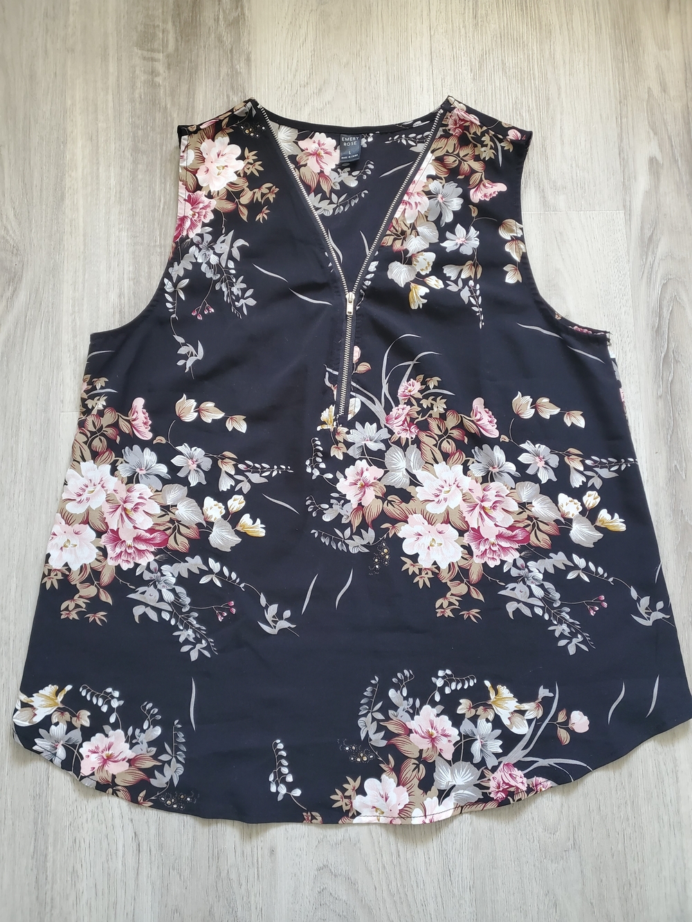 💐5/$35💐 Floral Zip-Front Black Sleeveless Blouse - SHEIN Emery Rose - L